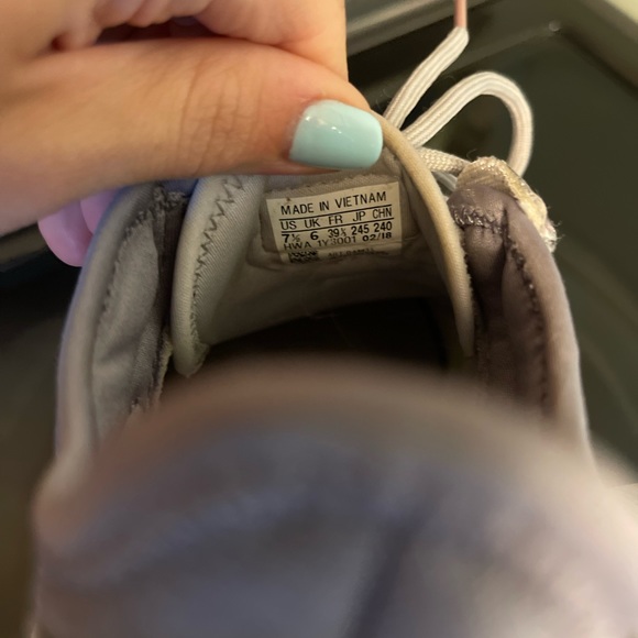 Womens adidas. Memory foam - Picture 4 of 4